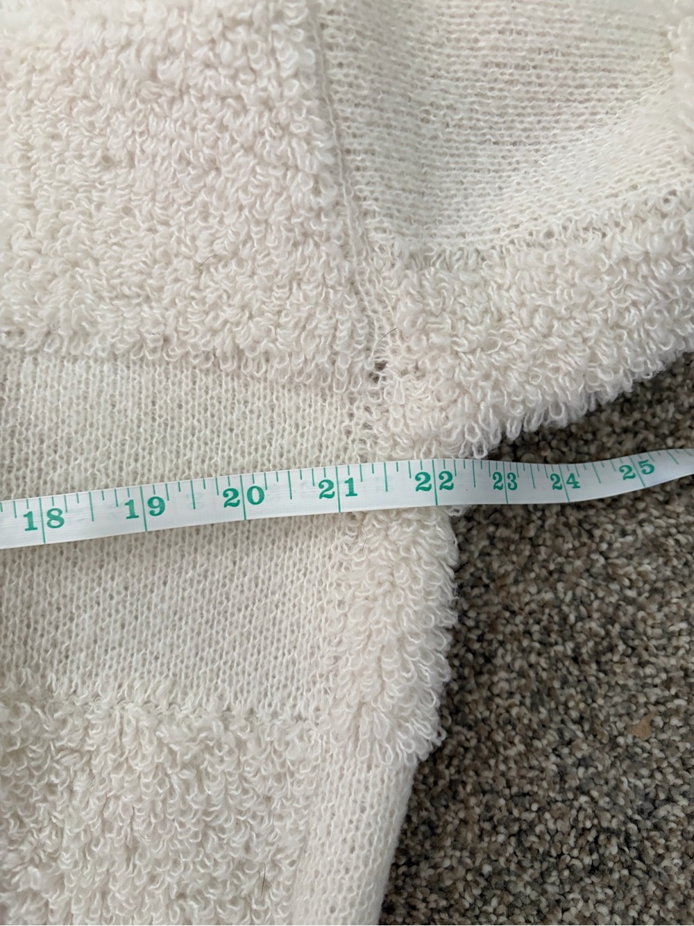 Altar’d State Cream Textured Checkerboard Sweater Cropped Balloon Sleeve Cozy - Picture 9 of 11